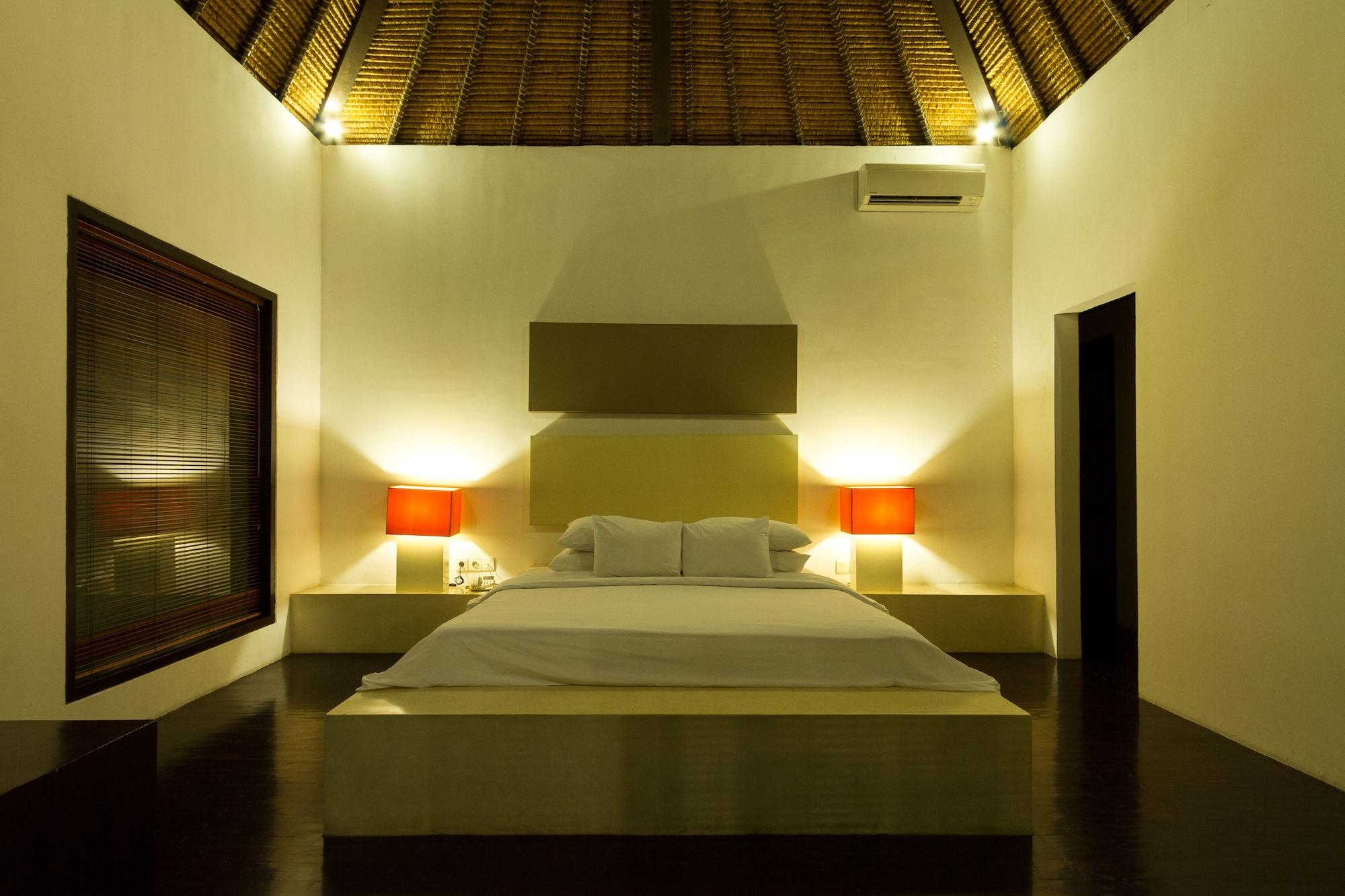 Bvilla Spa Seminyak Esterno foto