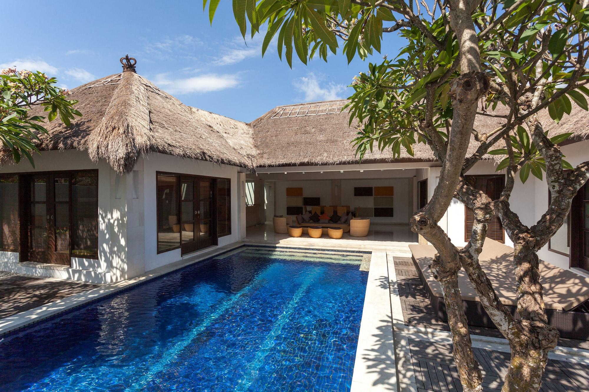 Bvilla Spa Seminyak Esterno foto