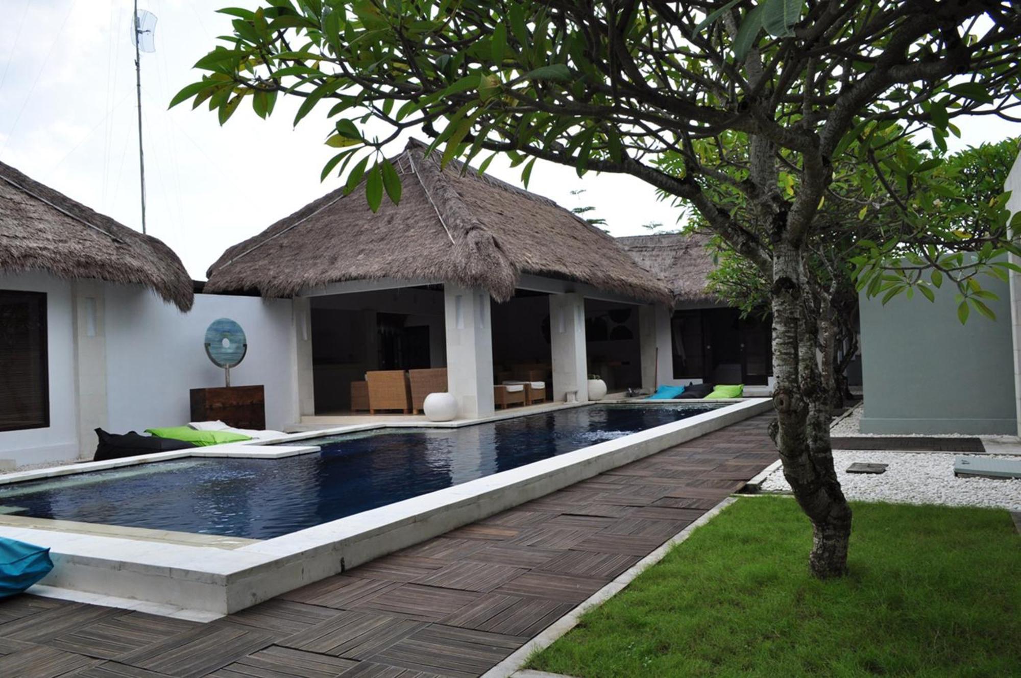 Bvilla Spa Seminyak Esterno foto