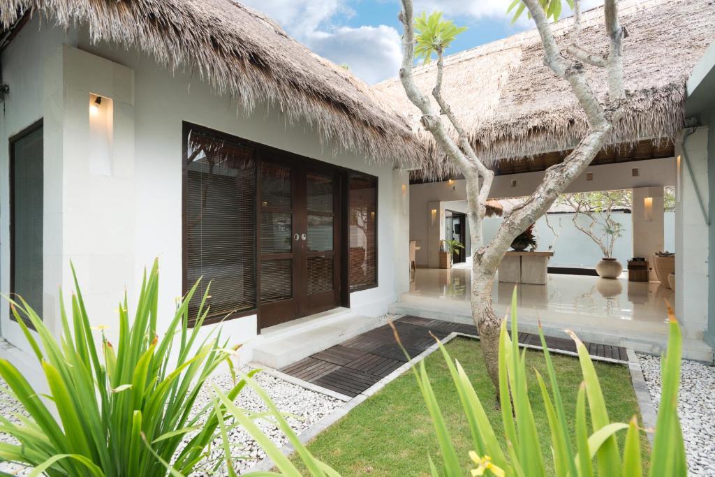 Bvilla Spa Seminyak Esterno foto